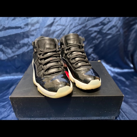 ***SOLD*** Jordan Retro 11 “72-10” SIZE 8 - Picture 1 of 4